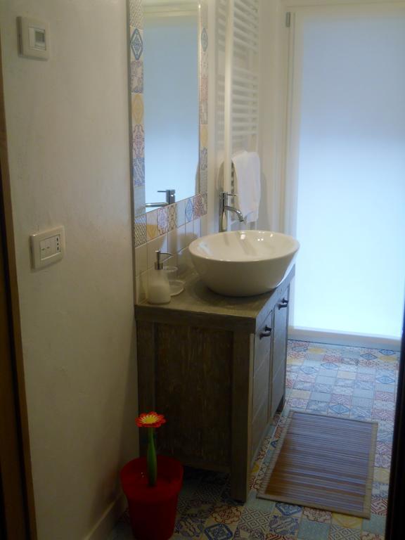 La Vita In Campagna Villa di Tirano Room photo
